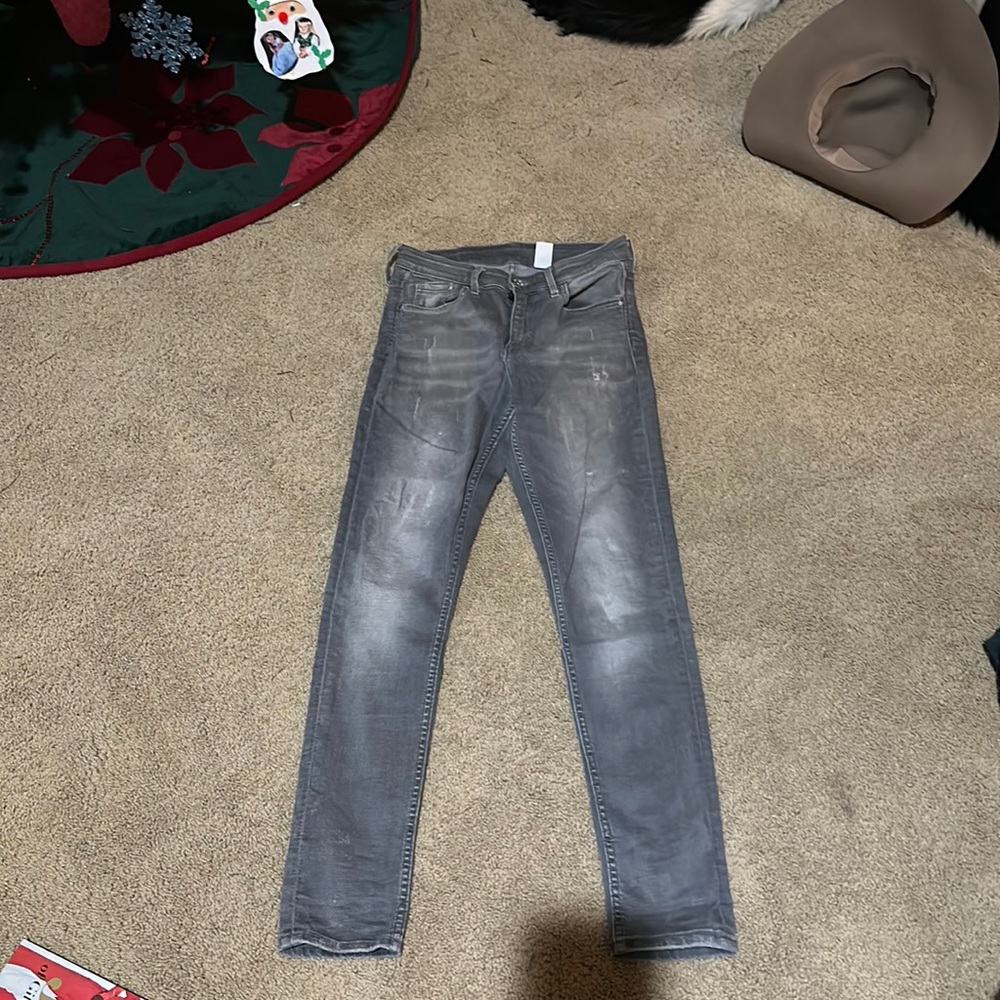 H&M grey skinny jeans